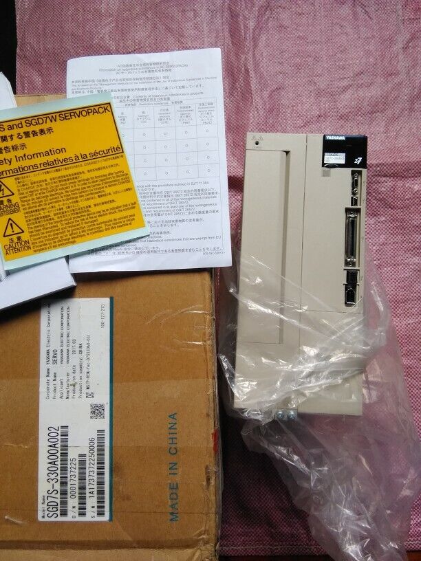 new 1PC  YASKAWA SGD7S-330A00A002 Servo Driver In Box ping