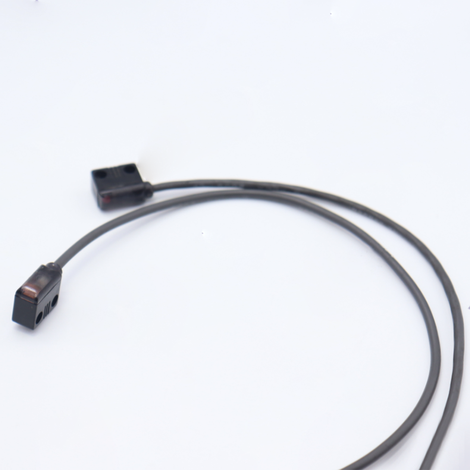 new Omron EE-SPW321 Photoelectric Switch Sensor One EESPW321 - OMRON