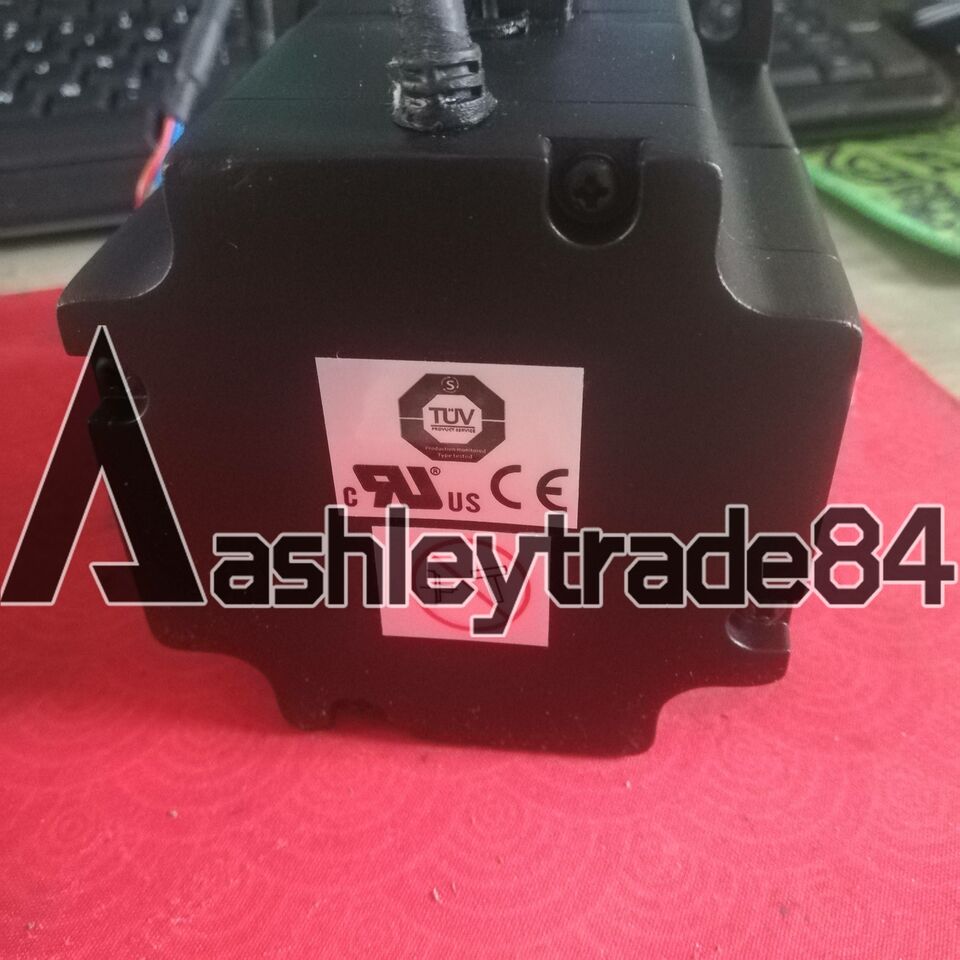 1PCS Yaskawa Servo Motor SGMP-02U314CM - YASKAWA