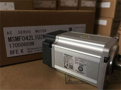 new 1PC Panasonic MSMF042L1U2M AC Servo Motor In Box ping
