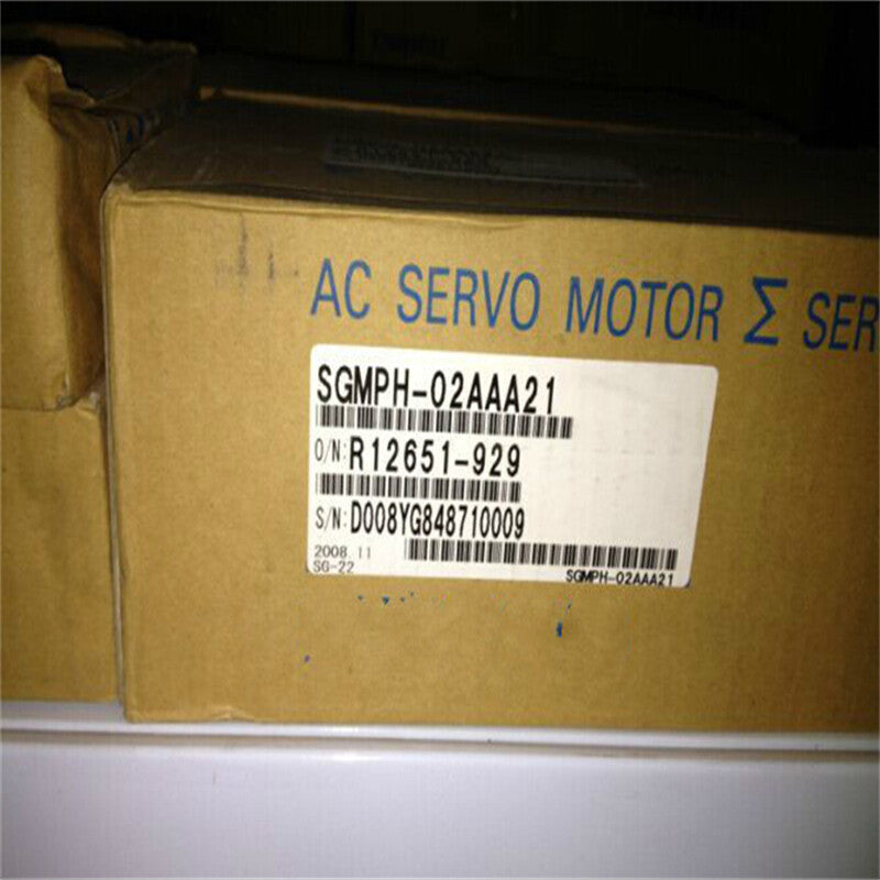 new YASKAWA SGMPH-02AAA21 1PC Servo Motor In Box ping