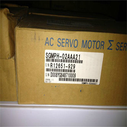 new YASKAWA SGMPH-02AAA21 1PC Servo Motor In Box ping