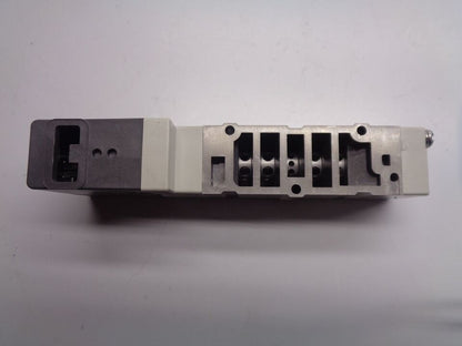 new 1PC SMC VQ4100-5W Solenoid Valve VQ41005W - SMC