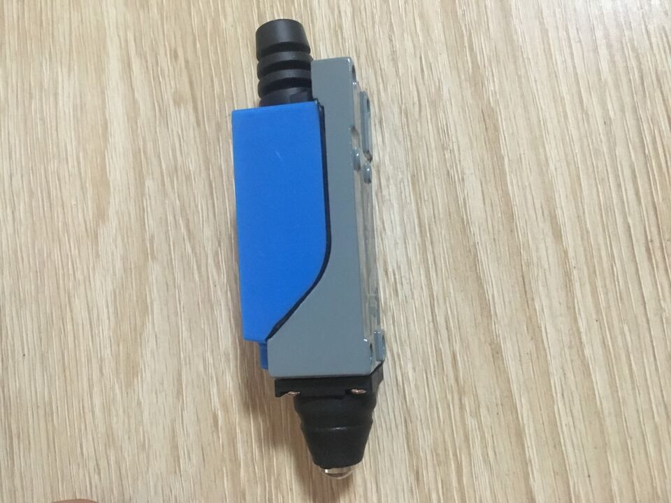 new Panasonic AZ-8111 VL Mini Limit Switch 1PC AZ8111 - PANASONIC