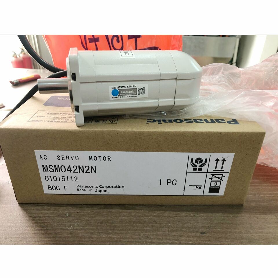 new 1PC Panasonic MSM042N2N AC Servo Motor In Box ping - PANASONIC