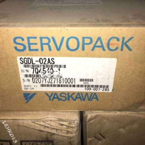 new 1PCS  YASKAWA SGDL-02AS SGDL02AS Servo Driver In Box ping