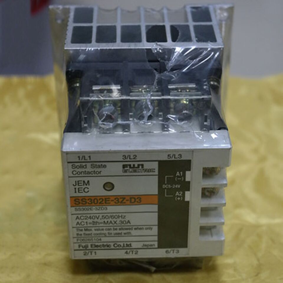 new 1PC Fuji SS302E-3Z-D3 Solid State Relay SS302E3ZD3 - FUJI