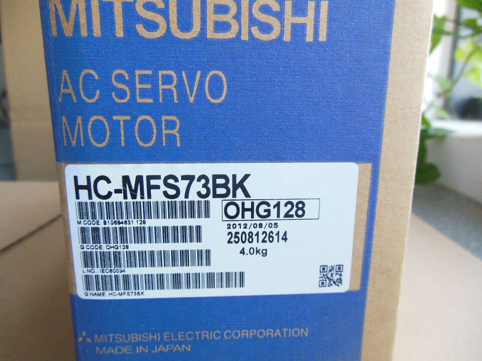 new 1PC Mitsubishi HC-MFS73BK Servo Motor HCMFS73BK In Box - MITSUBISHI