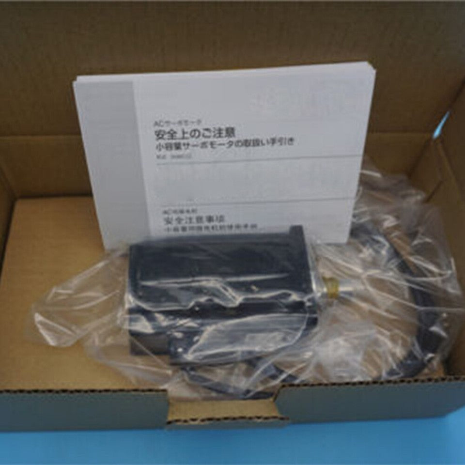 new 1PCS Yaskawa SGMAH-02AAA6CD-OY Servo Motor In Box ping