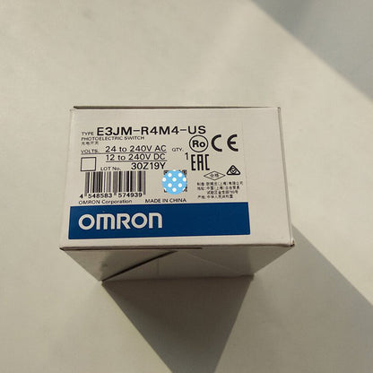 new Omron E3JM-R4M4-US Photoelectric Switch One E3JMR4M4US - OMRON