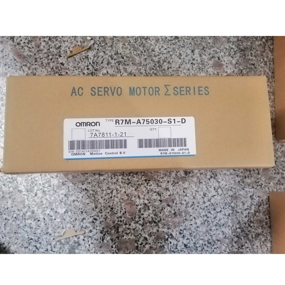 new 1PC  Omron R7M-A75030-S1-D AC Servo Motor R7MA75030S1D ping