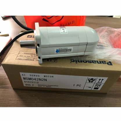 new 1PC Panasonic MSM042N2N AC Servo Motor In Box ping - PANASONIC