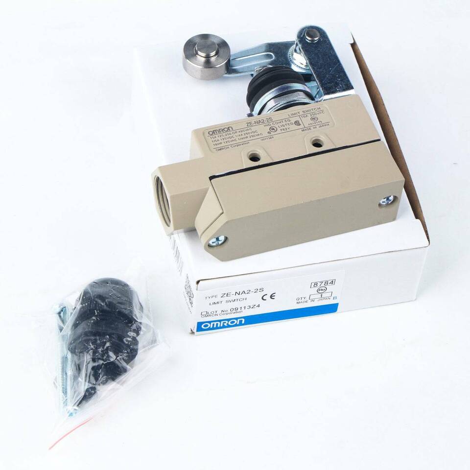 Omron ZE-NA2-2S Limit Switch ZENA22S - Reliable Performance - OMRON