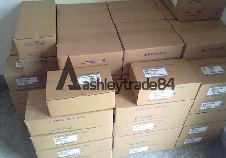 New 1PCS YASKAWA AC Servo Motor SGMAH-02A1A-SM11 - YASKAWA