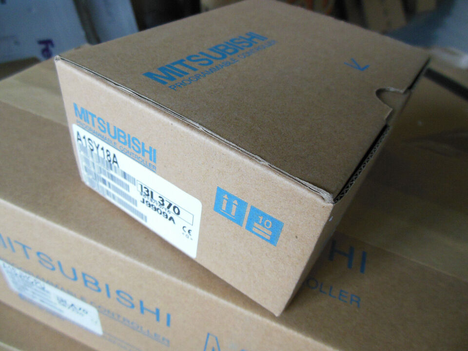1PC Mitsubishi A1SY18A PLC Module - MITSUBISHI