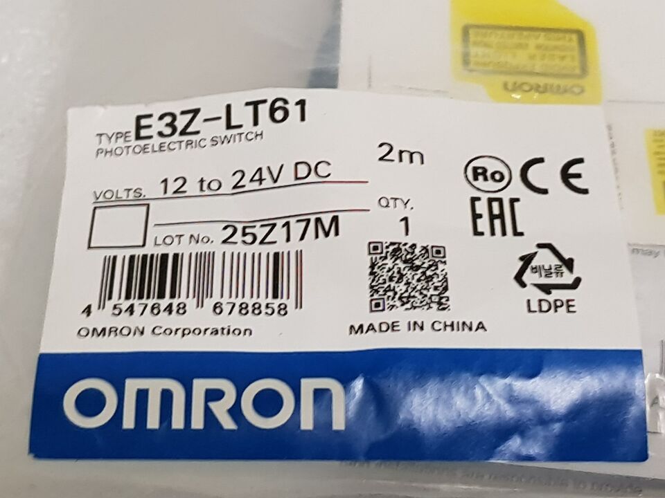 OMRON E3Z-LT61 Photoelectric Switch - OMRON