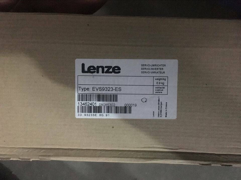 new  LENZE EVS9323-ES Servo Inverter EVS9323ES In Box ping