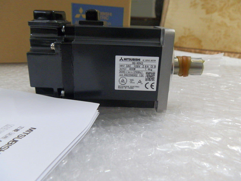 new 1PC  Mitsubishi HG-KR43 Servo Motor HGKR43 In Box ping
