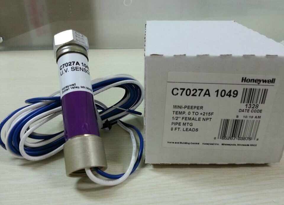 new  Honeywell C7027A1049 C7027A-1049 Flame Detector Sensor ping 1P