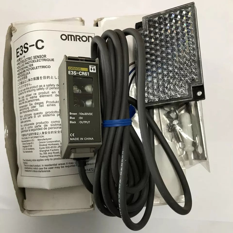 new Omron E3S-CR61 Photoelectric Switch One E3SCR61 - OMRON