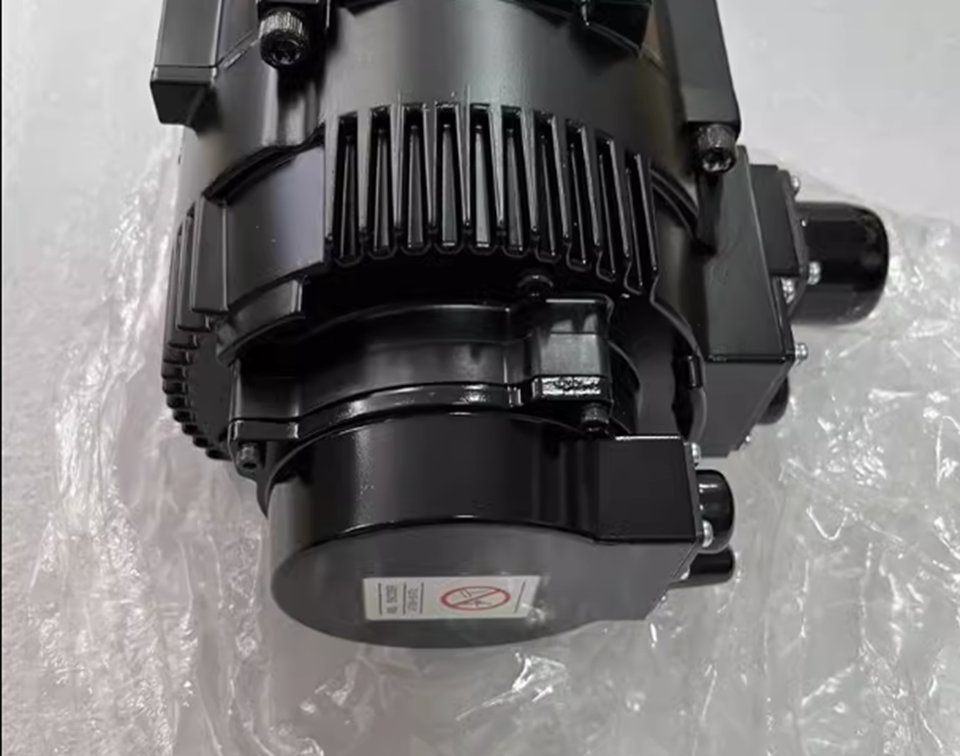 new 1PC Yaskawa SGMRV-13ANA-YR22 Servo Motor In Box ping - YASKAWA