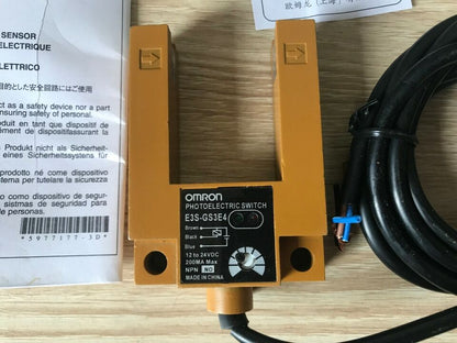Omron E3S-GS3E4 Photoelectric Switch - OMRON