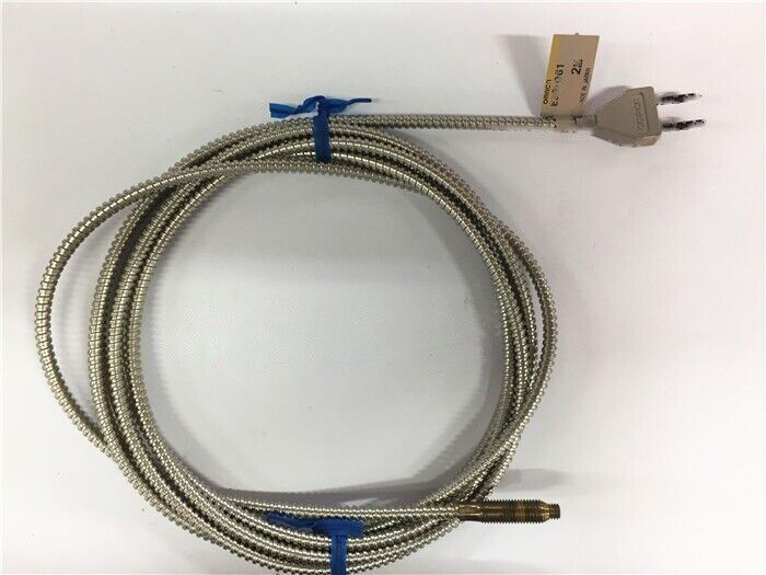 OMRON E32-D61 Fiber Optic Sensor - OMRON