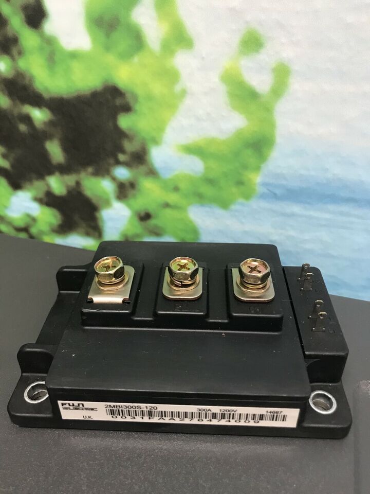 new 1PC Fuji 2MBI300S-120 IGBT Module In Box 2MBI300S120 - FUJI