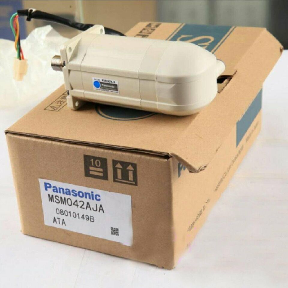 new 1PC Panasonic MSM042AJA AC Servo Motor In Box ping - PANASONIC