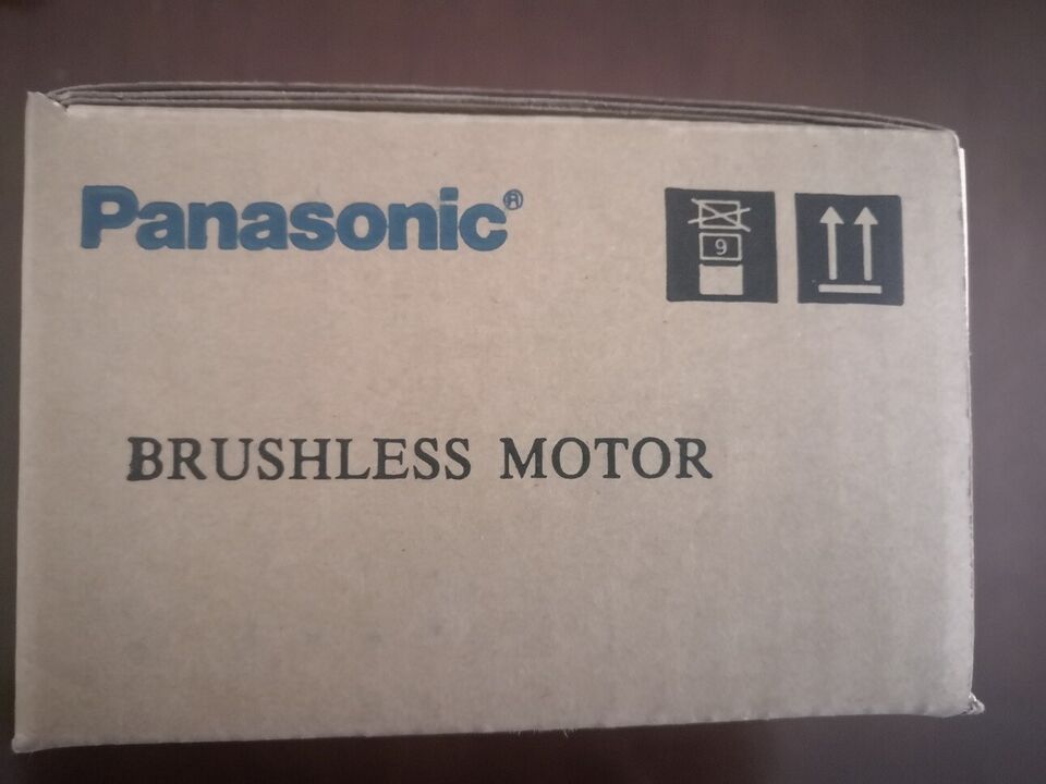 Panasonic MBMK042BLE Servo Motor - PANASONIC