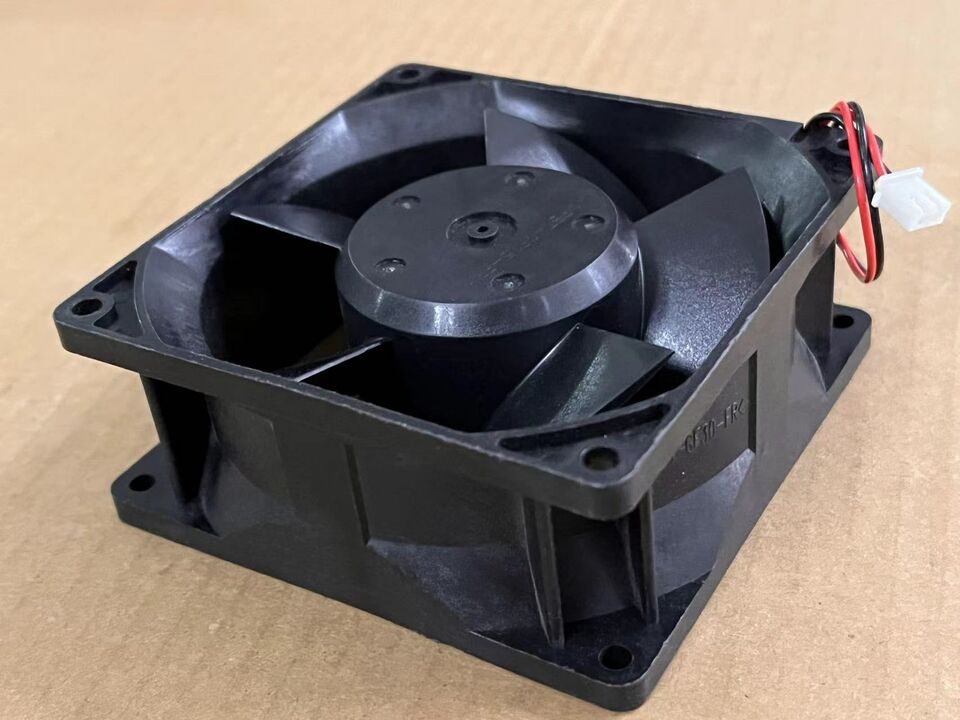 new 1PCS NMB-MAT 3615KL-05W-B70 24V 0.7A inverter cooling fan - NMB