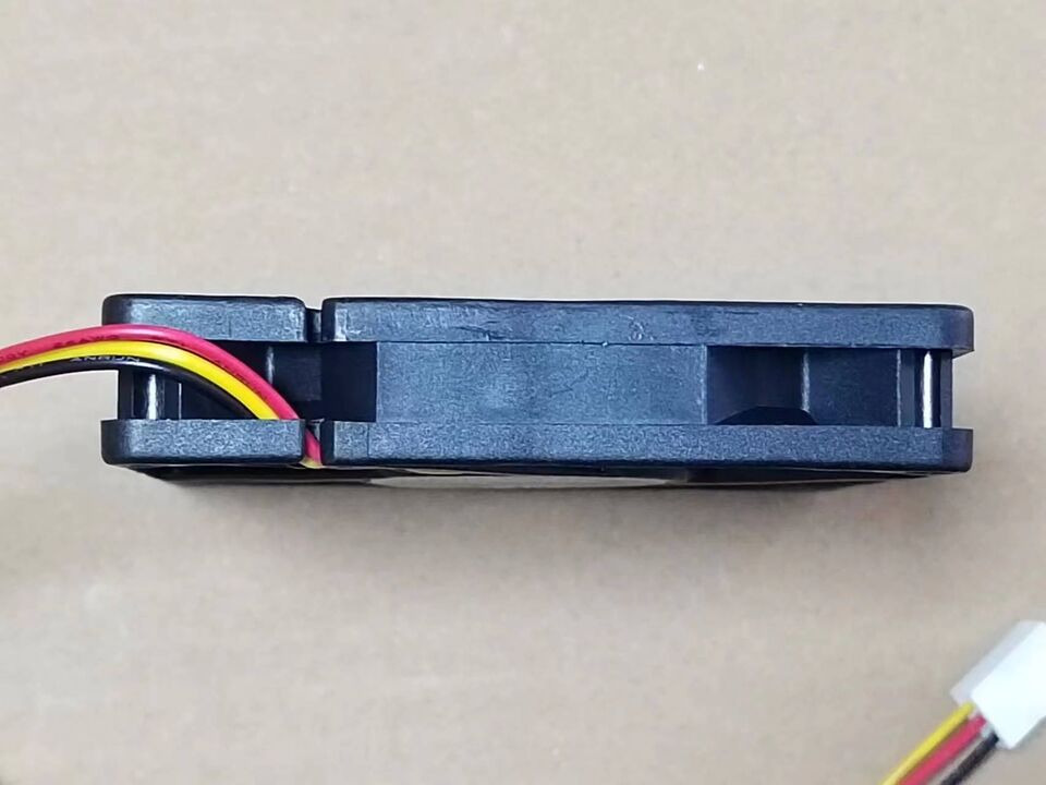 new 1PC Motor protection cooling fan KDE1208PHV3 8015 12V 1.3W 8CM - KDE