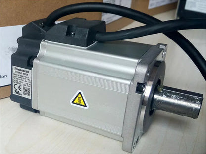 MSMJ042G1U Servo Motor - PANASONIC