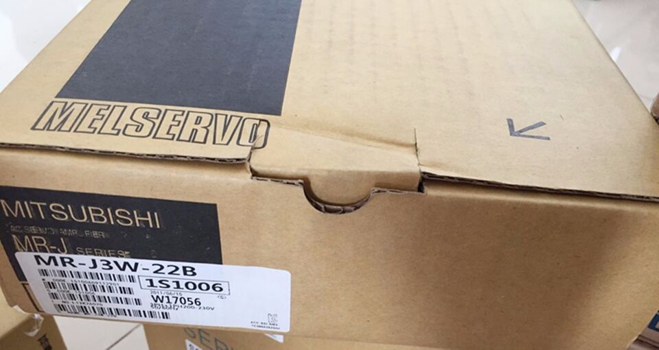 new 1PC Mitsubishi Servo Driver MR-J3W-22B MRJ3W22B In Box - MITSUBISHI