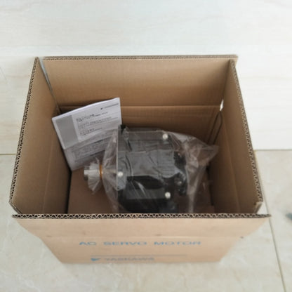 new 1PC YASKAWA SGM7G-44AFC61 Servo Motor In Box ping