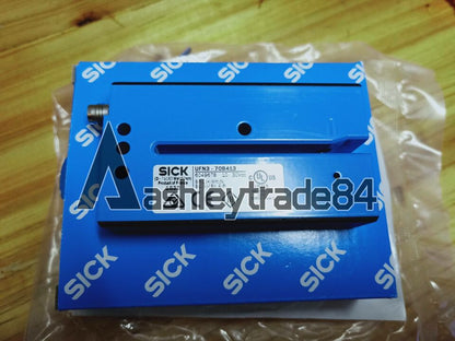 new 1PC SICK Ultrasonic Sensors UFN3-70B413 - SICK