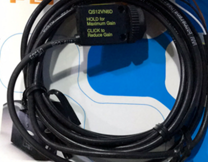 BANNER Sensor QS12VN6D - BANNER