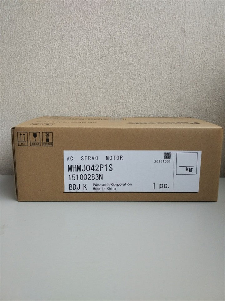 new 1PC  Panasonic MHMJ042P1S AC Servo Motor In Box ping