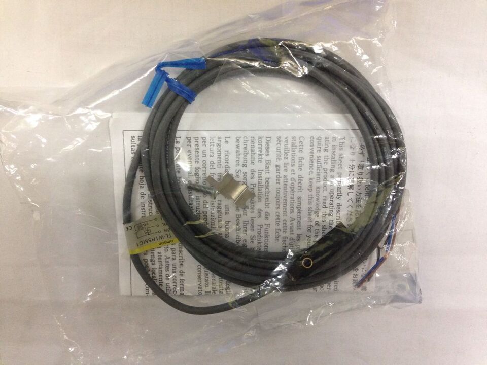 new Omron TL-W1R5MC1 Proximity Switch Sensor TLW1R5MC1 One - OMRON