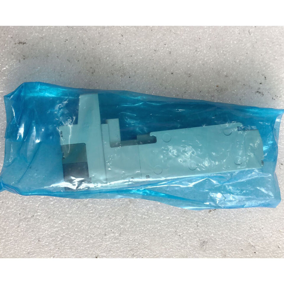 1PC SMC VQC2101N51 Solenoid Valve - SMC