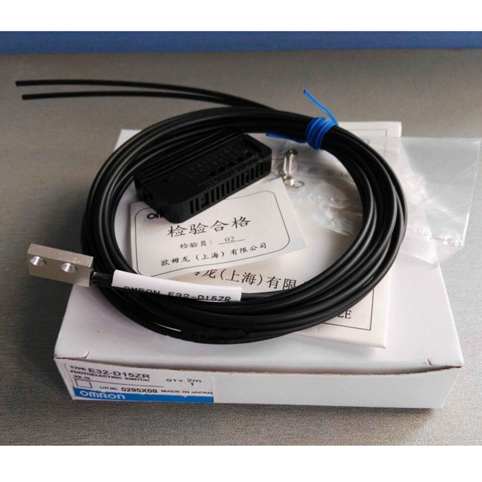 Omron E32-D15ZR Fiber Optic Sensor – Model E32D15ZR - OMRON