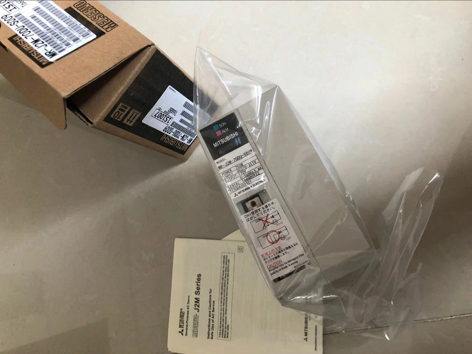 new Mitsubishi MR-J2M-70DU-S009 Servo Drive 1PC ping