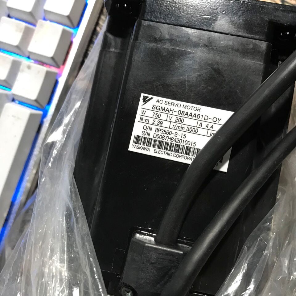 new One Yaskawa SGMAH-08AAA61D-OY SGMAH08AAA61DOY Servo Motor ping - YASKAWA