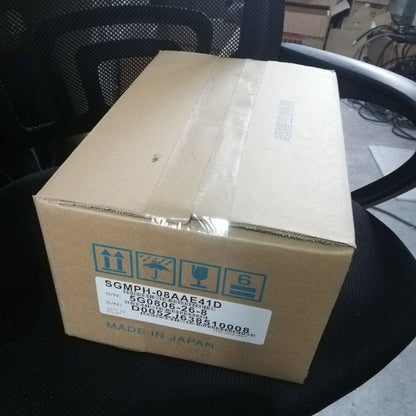 new 1PC YASKAWA SGMPH-08AAE41D Servo Motor SGMPH08AAE41D - YASKAWA