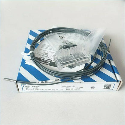 New 1PC Panasonic SUNX Fiber Optic Sensor FD32G - PANASONIC