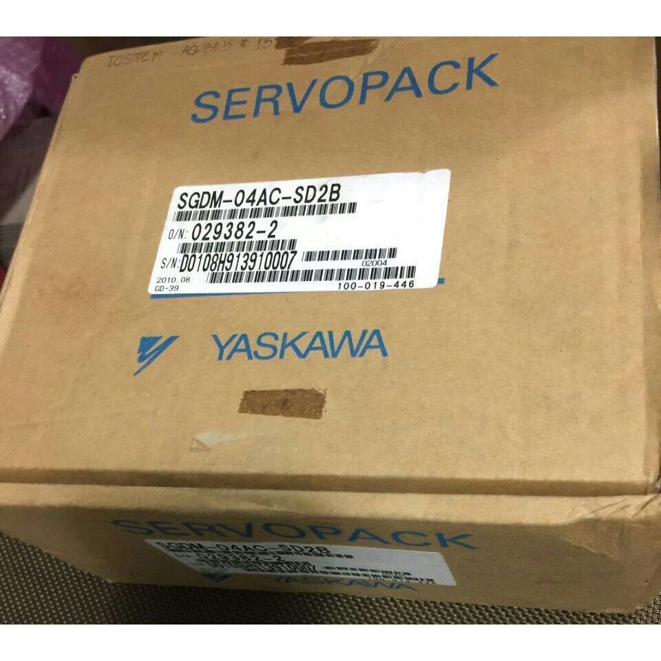 new 1PC Yaskawa SGDM-04AC-SD2B Servo Drive In Box ping - YASKAWA