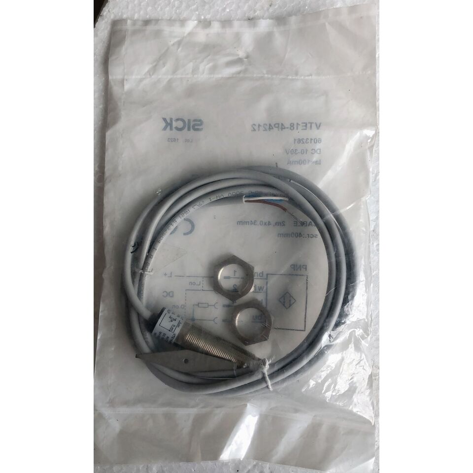 new SICK VTE18-4P4212 Photoelectric Switch One VTE184P4212 - SICK