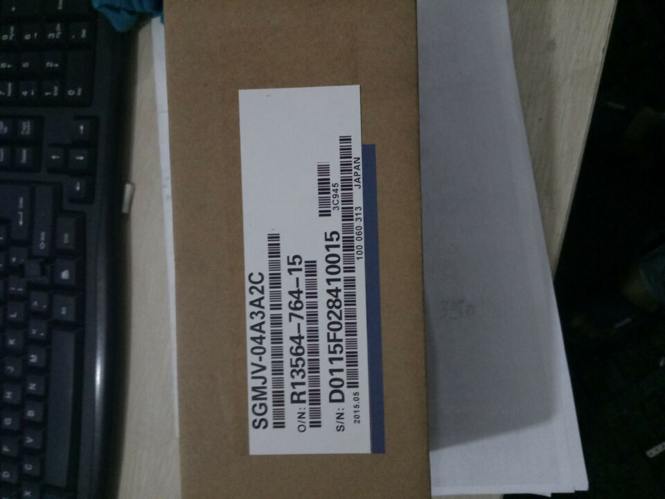 new 1PC Yaskawa SGMJV-04A3A2C AC Servo Motor SGMJV04A3A2C ping - YASKAWA