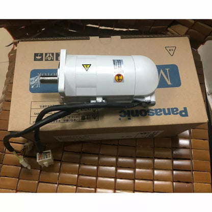 New Panasonic MSM042A2UE Servo Motor 1PC - Latest Model with High Precision Control - PANASONIC
