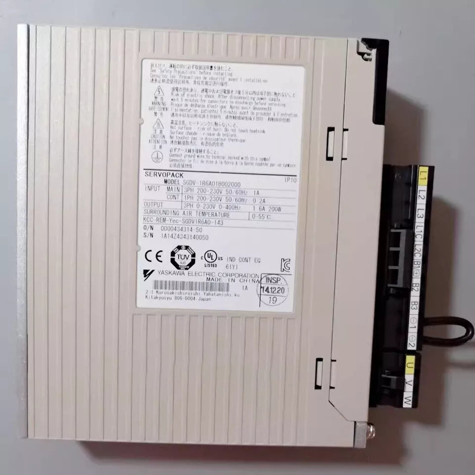 Yaskawa SGDV-1R6A01B002000 Servo Driver 1PC - YASKAWA